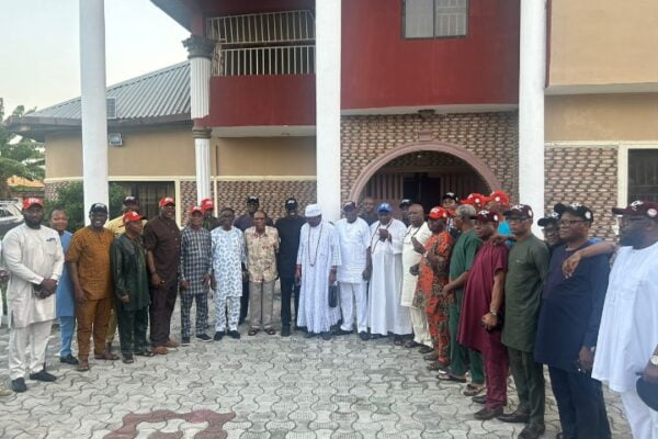 Dr Asue Ighodalo in a group photograph with members of the Otu-Umagbae Socio-Cultural Group.... Sunday