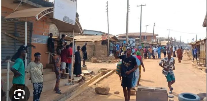 Protest Rocks Chinese Harbor Engineering Company of Nigeria over unpaid Salary and Maltreatment of Workers.