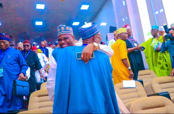 The Speaker of Nasarawa State House of Assembly, Rt. Hon. Danladi Jatau hugging his predecessor and Chairman governing council Federal Polytechnic Damaturu, Yobe State, Rt. Hon Ibrahim Balarabe Abdullahi