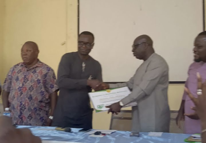Delta NUJ Honors Veteran Journalist, Sola Adedayo