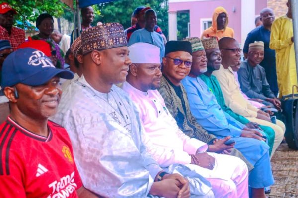 Nasarawa Speaker doles out N4m empowerment grants to 200 people, Holds expanded APC stakeholders meeting in Kokona LG