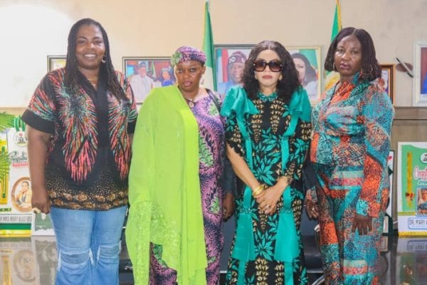 Dr. Mrs. Mary Alile Idele, APC's National Women Leader in group photograph with Sister to Sister Group