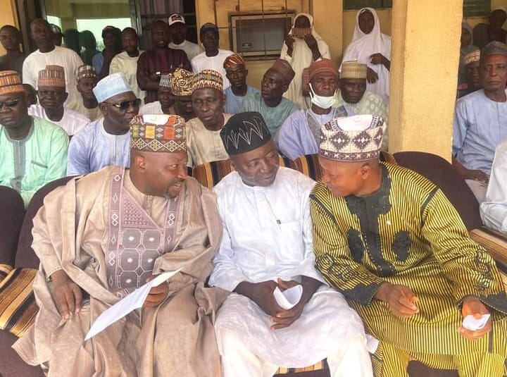 From Right: Immediate Past Executive Chairman of Toto LGC, Hon Aliyu Abdullahi Tashas, (M) APC Chairman Toto LG, Hon Shuaibu Ahmed Katuka and incumbent Executive chairman of Toto LGC, Pharmacist Ahmed Baba Yahaya