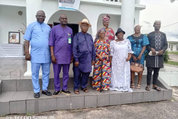 Obule Family Pays Condolence Visit to Clark's Family