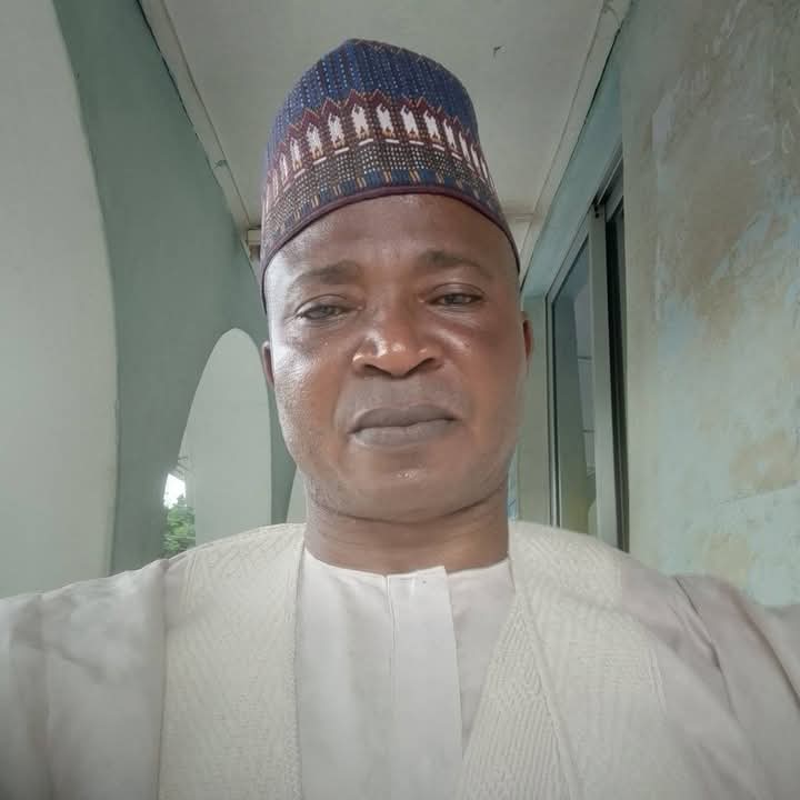 Hon. Jimoh Omeiza (ES)