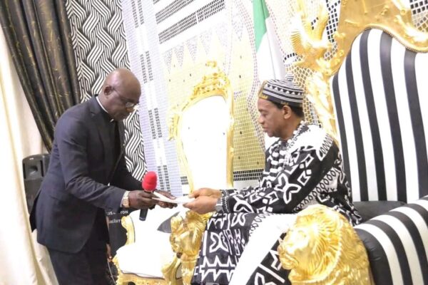 Benue State Governor Hyacinth Alia (L) and Tor Tiv, Professor James Ayatse