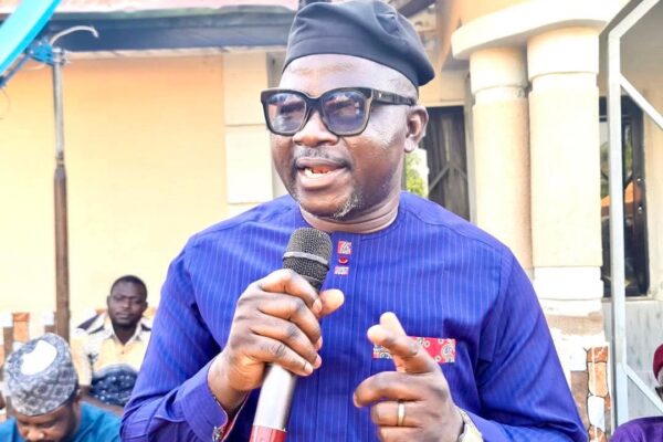 Hon. Terver Akase is a  former CPS and Special Adviser on Media to former Benue State Governor 