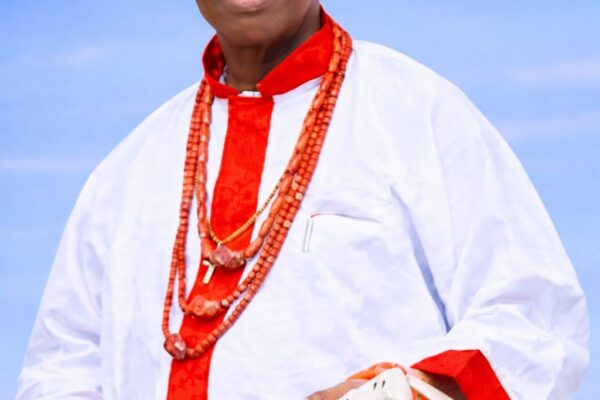 Obi of Owa Kingdom, Emmanuel Efeizomor II, OON