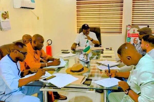 Delta State officials meet Niger Cat Construction Limited and host communities ahead of the ECN/Otu-Jeremi/Udu Road reconstruction project.