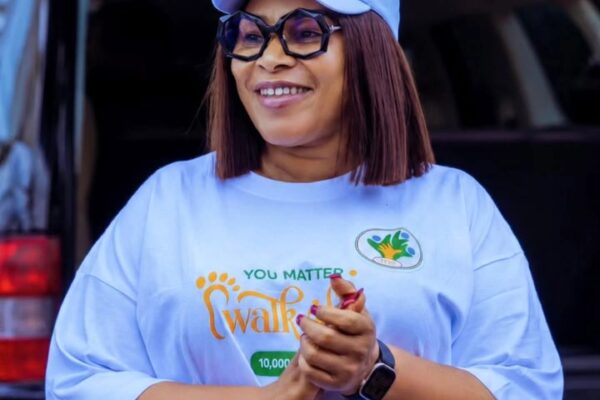 Delta State First Lady Deaconess Tobore Oborevwori during a You Matter Charity Foundation humanitarian outreach programme.