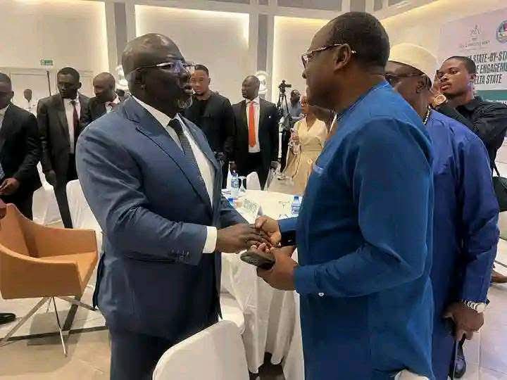 Rep. Francis Ejiroghene Waive (R) exchange pleasantry with Delta State Governor Sheriff Oborevwori