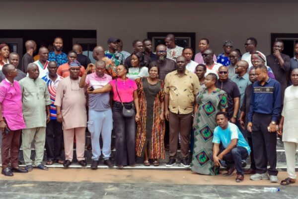 Ikpokpo addressing APC supporters during the Ikpokpo Political Family meeting in Uro-Irri, Delta State, ahead of the 2027 general elections.
