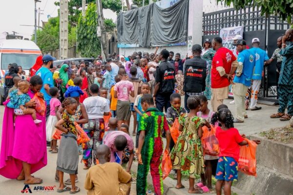 APCYN-WA DG Olatunde Igbasan sustains food outreach programme supporting less privileged Nigerians and members of the public.